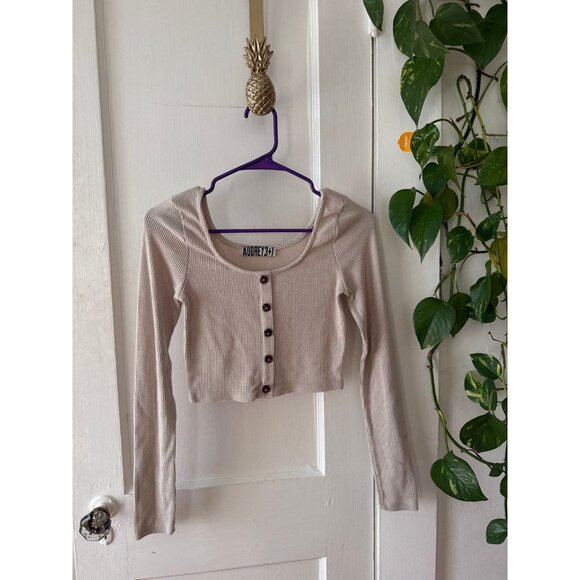 Audrey 3+1 women’s size medium cropped long sleeve top - Picture 1 of 7
